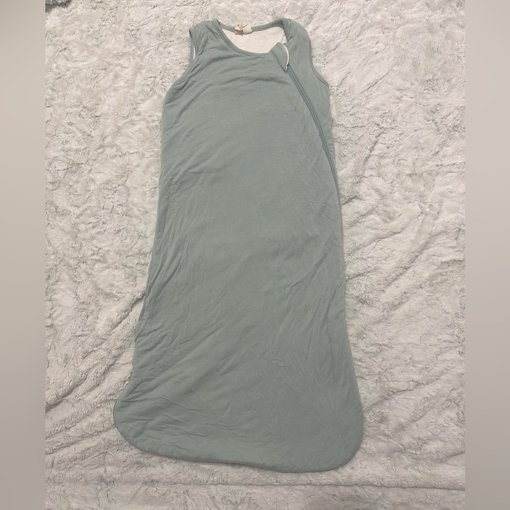 Kyte baby sleep sack. 1.0 tog size 6-18 months. Light sage color.